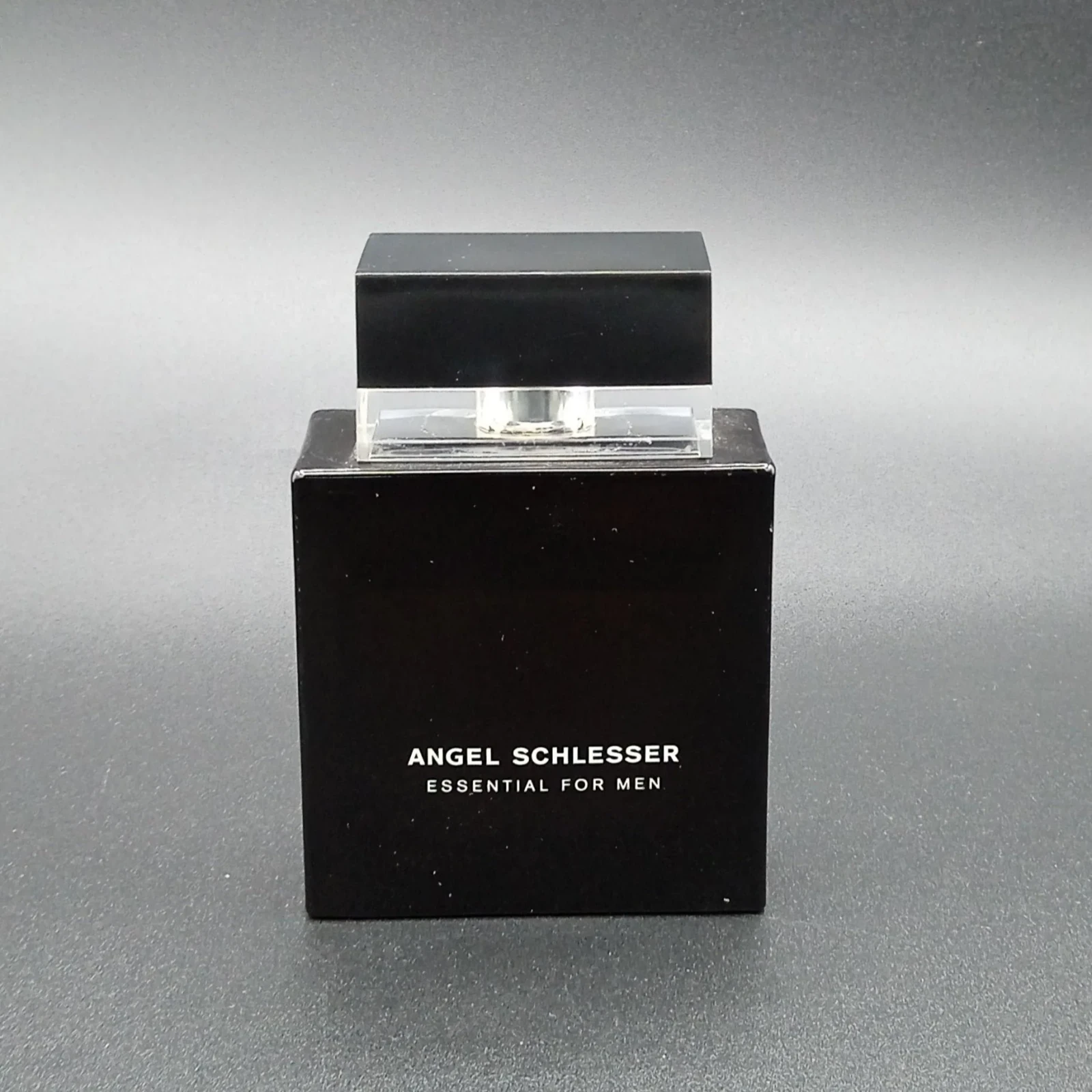 Angel Schlesser ESSENTIAL manufacturer bottle, linked from the supplied product catalogue.