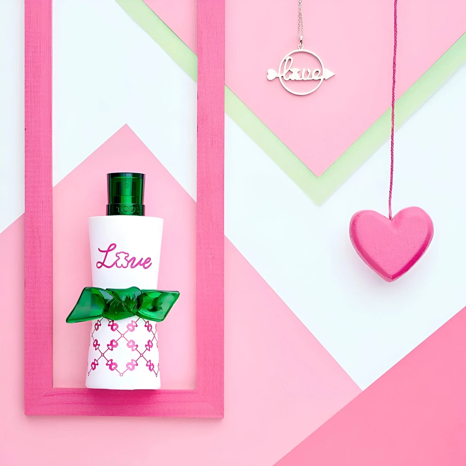Tous Love Moments manufacturer bottle, linked from the supplied product catalogue.