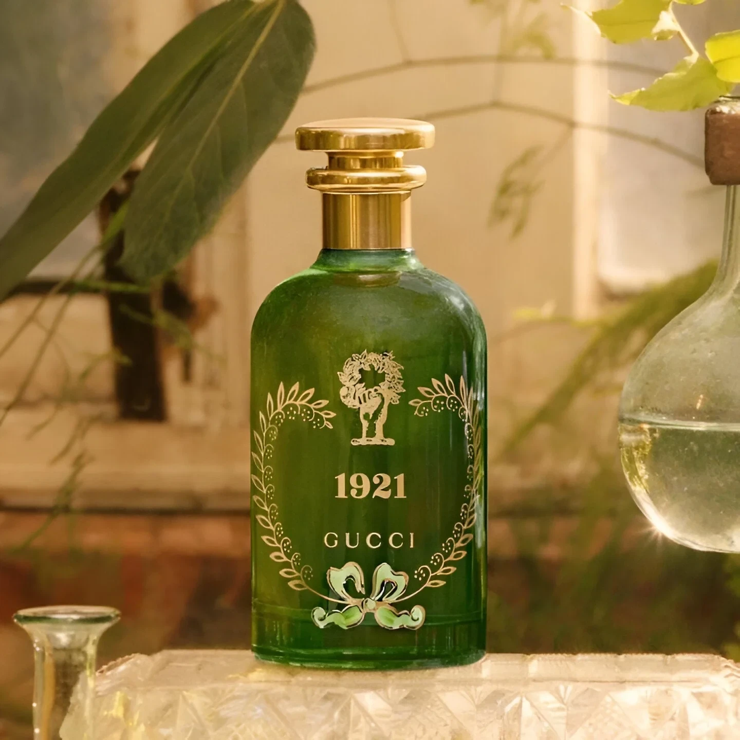 Gucci 1921 manufacturer bottle, linked from the supplied product catalogue.