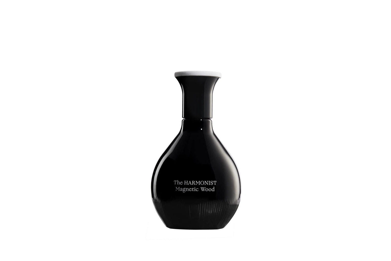 The Harmonist Magnetic Wood Parfum manufacturer bottle.