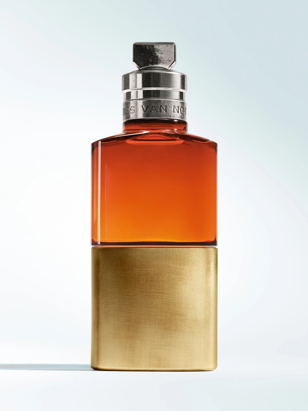 Dries Van Noten Havana Gold manufacturer bottle.